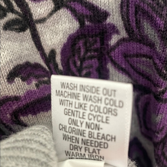 Croft & Barrow Heather Gray Cardigan with Purple Floral Pattern - Picture 7 of 7